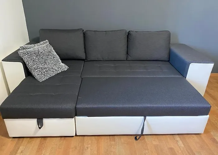 Cerny Tulipan - 3 アパート *